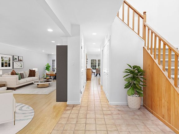 4th image of 520 Hampton Rd APT 5