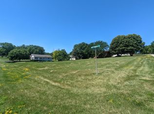 202 Lake Summerset Rd, Davis, IL 61019