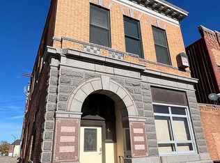 19 2nd Ave SE, Fairfax, MN 55332