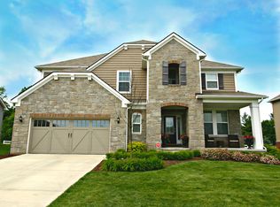 366 Findley Cir, Lake Orion, MI 48360