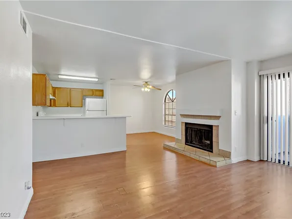 2974 Juniper Hills Blvd Unit 202, Las Vegas, NV 89142