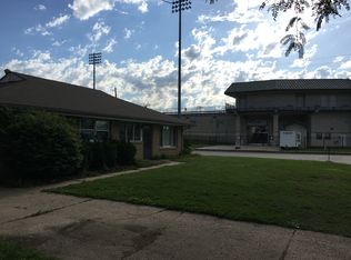 2400 Hobbs Dr, Manhattan, KS 66502