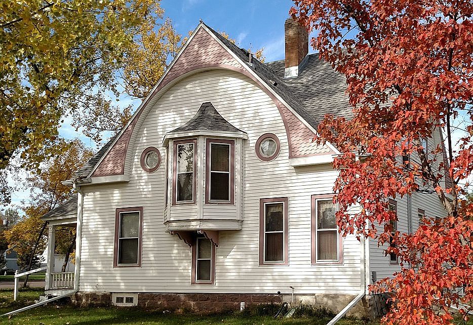 Historic House in Groton, 