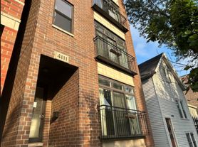 4111 N Western Ave, Chicago, IL