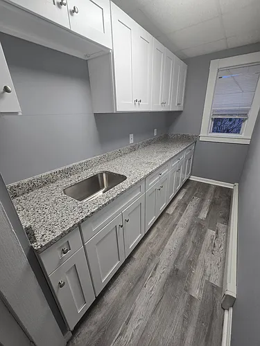 133 University Ave Photo 1
