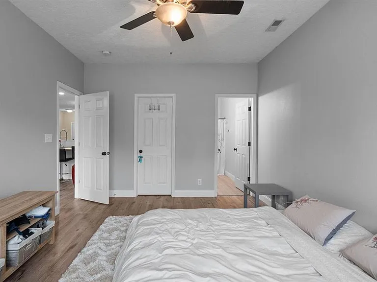 2293 Fleming Dr — Photo 13