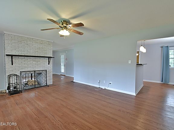 5th image of 4622 Mildred Dr