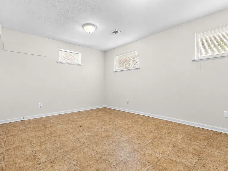 3330 Tisdale Dr — Photo 23