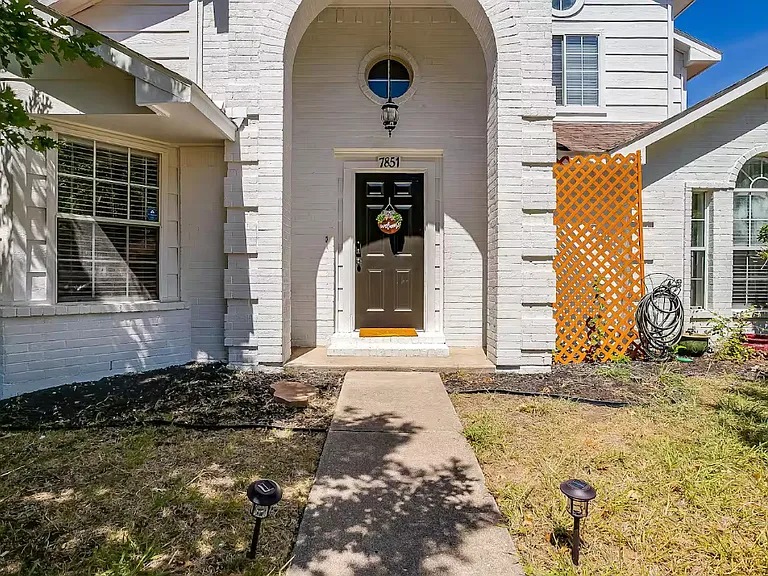 7851 Maiden Ln — Photo 13
