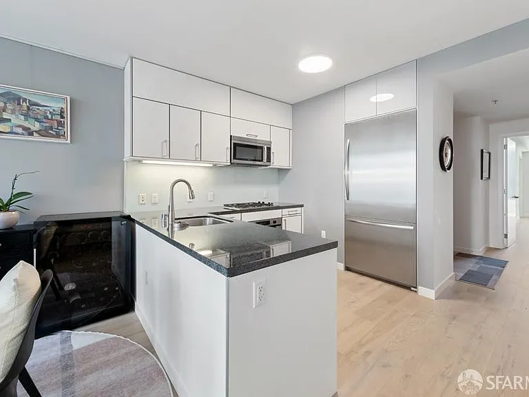 318 Spear St #8H-L — Photo 8