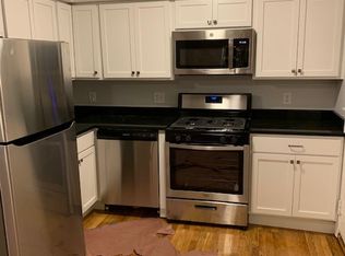 34 Hawthorne St APT 1, Chelsea, MA 02150