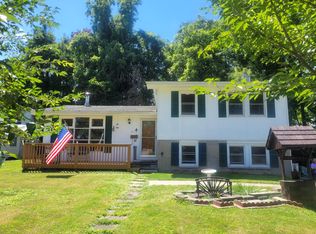 211 Catharine St E, Milford, PA 18337