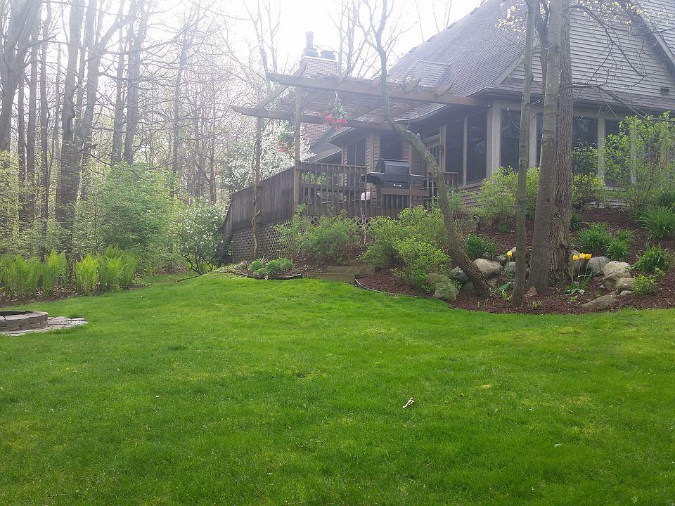 1st image of 32860 Cayuga Heights Ln