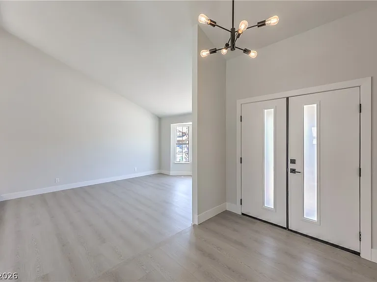 6348 Vicuna Dr — Photo 3
