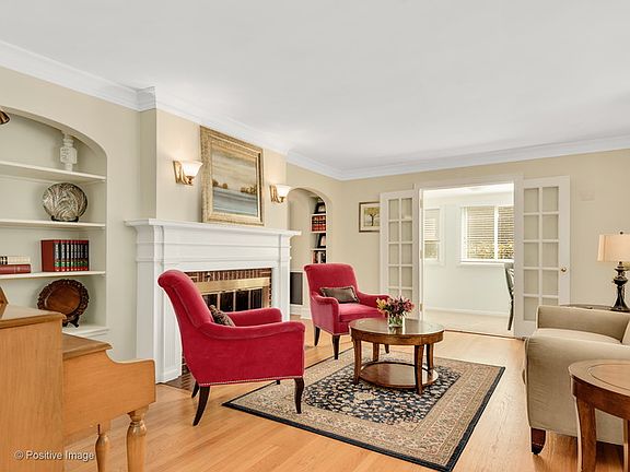 3rd image of 4631 Clausen Ave