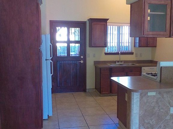 4th image of 203 W Madrid Ave APT 1
