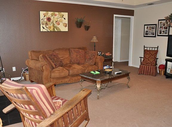 2nd image of 190 Phil Dr
