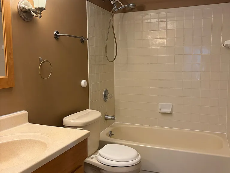 507 Conner Creek Dr — Photo 11