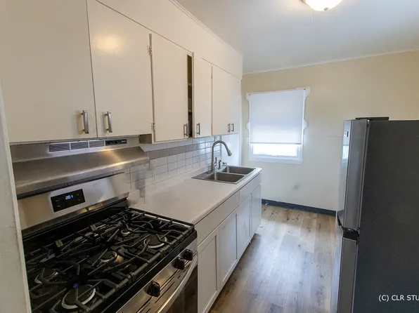 394 W 15th St, Chicago Heights, IL 60411