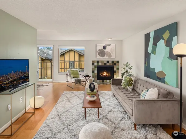 4511 Greenwood Avenue N #3, Seattle, WA 98103