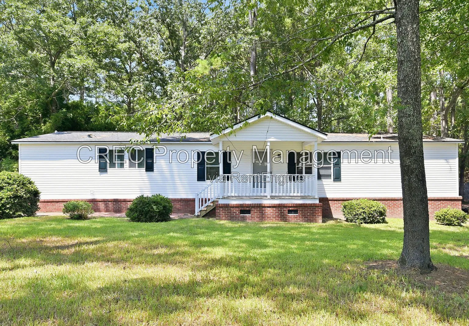 3 bed, 2.0 bath, 1784 sqft, $2,150 — Photo 2