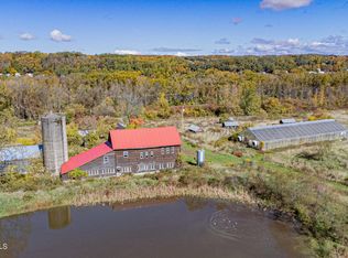 506 Queen Anne Rd, Amsterdam, NY 12010