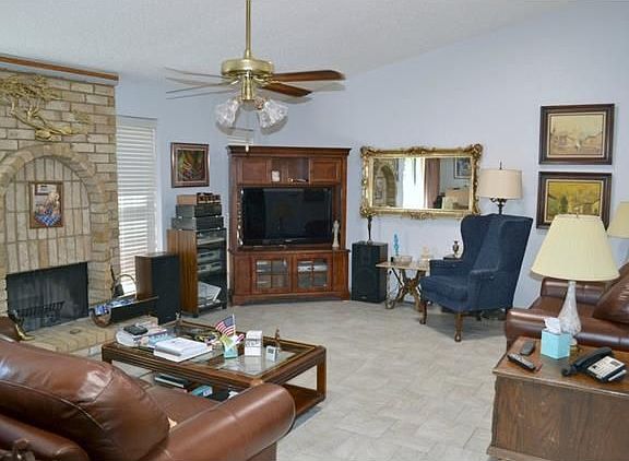 2nd image of 3158 Pebblebrook Dr