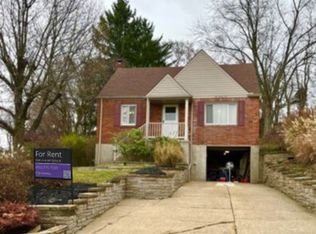 523 Rolling Green Dr, Bethel Park, PA