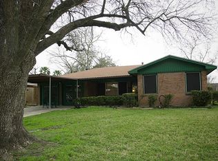 2311 Wren Ln, Pasadena, TX 77502