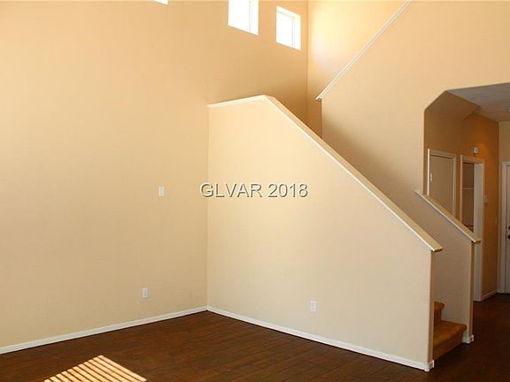 5th image of 4905 Royal Lake Ave #0