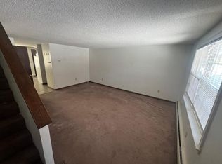 33 Glen Eagle Dr #33, Bristol, CT 06010