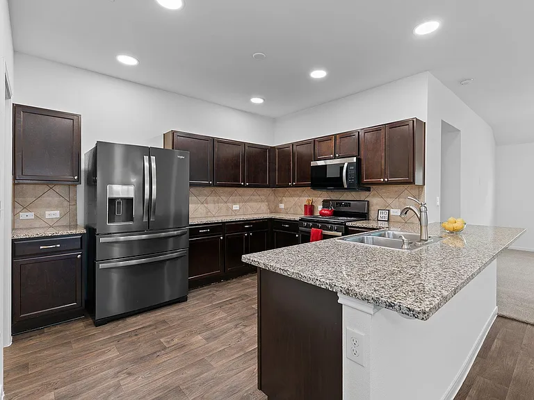 19304 Great Falls Dr — Photo 16