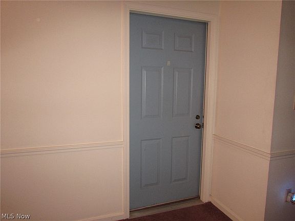3rd image of 1355 Fox Run Dr #A
