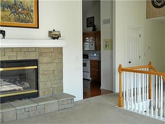 2nd image of 1405 Howard St