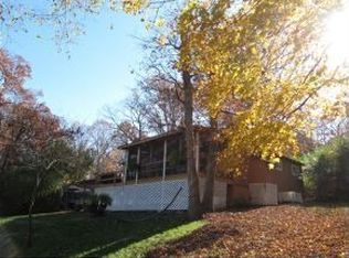 228 Overlook Rd, Galena, MO 65656