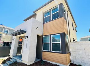 27019 Evening Sky Pl, Valencia, CA 91381