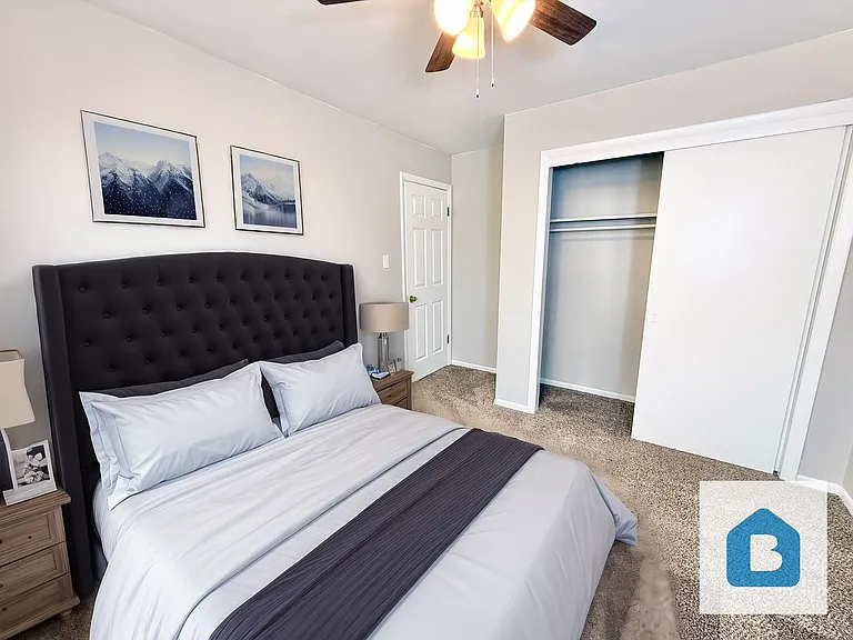 6450 Chippewa Rd — Photo 10