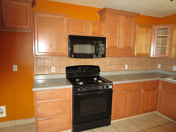 2nd image of 19715 Vista Lake Ct