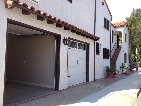 2nd image of 5602 Campo Walk