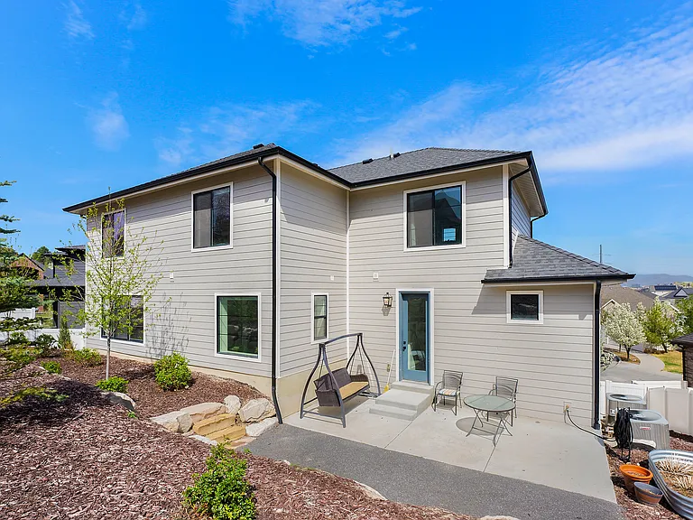 11716 S Meeks Ct — Photo 48