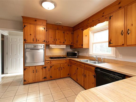 5th image of 7759 Belroi Rd