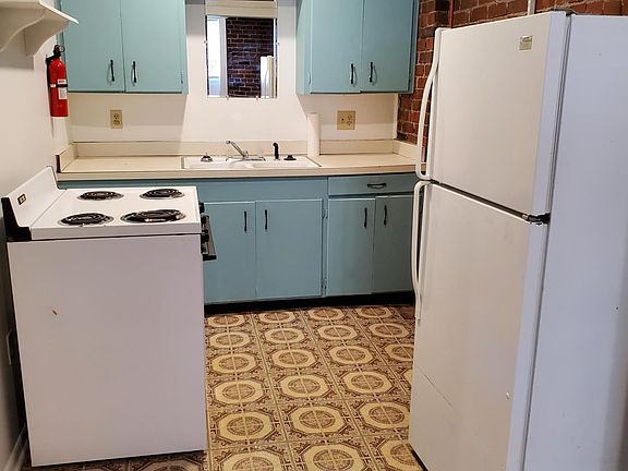 3rd image of 1302 Bass Ave #1