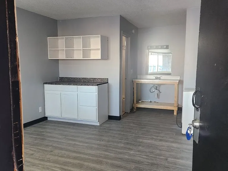 401 N East Ave #14 — Photo 17