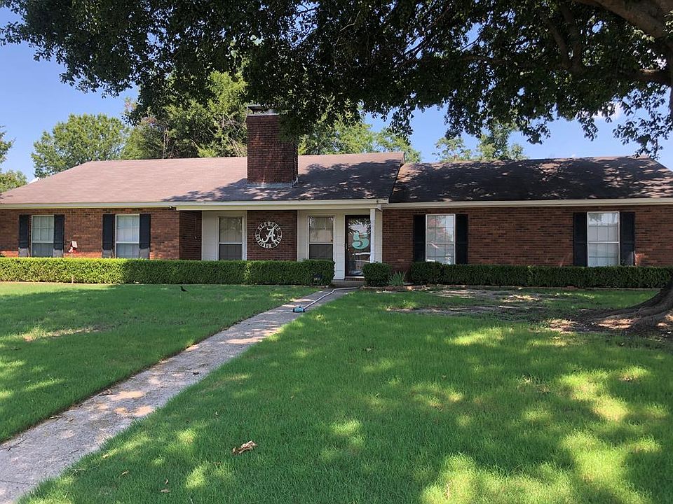 1st image of 1142 Oxford Pl