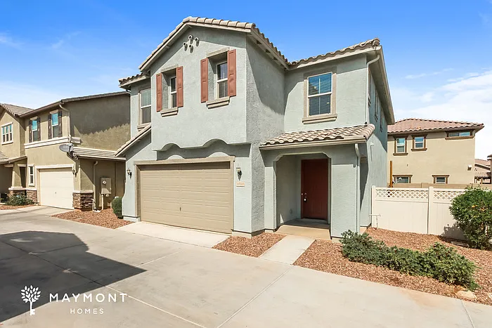 3 bed, 2.5 bath, 1934 sqft, $2,495 — Photo 1