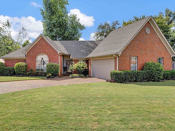 2nd image of 4035 Meadow Field Ln