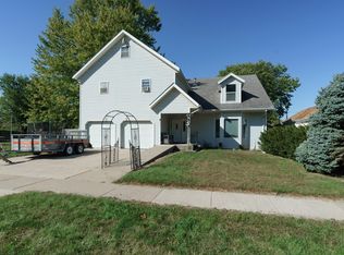 209 E St, Sergeant Bluff, IA 51054