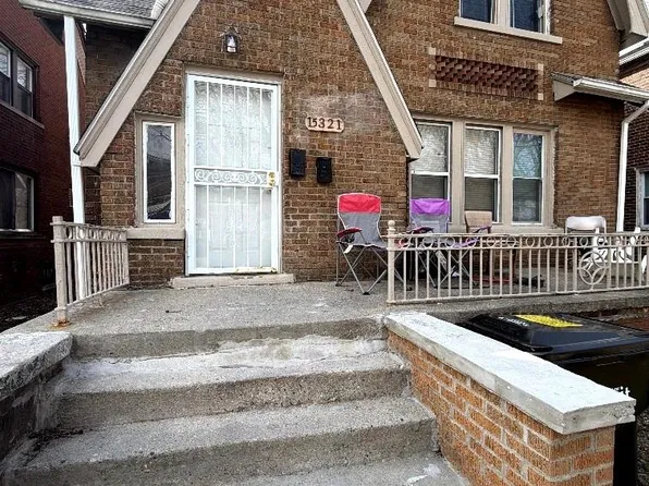 15321 Sorrento St, Detroit, MI 48227