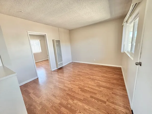 1801 Whittier Ave #5, Costa Mesa, CA 92627