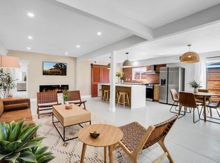 495 W Sunview Ave, Palm Springs, CA 92262